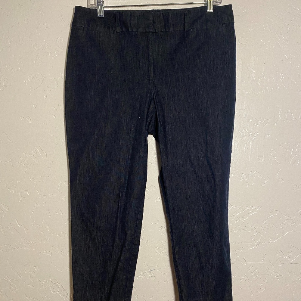 Ann Taylor denim capri pants, size 12P curvy.